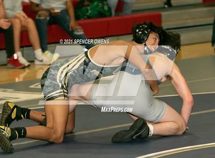 Thumbnail 2 in Elisibeth Barry Memorial Clash at the Creek photogallery.