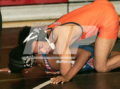 Thumbnail 2 in Elisibeth Barry Memorial Clash at the Creek photogallery.