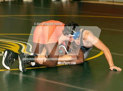 Thumbnail 3 in Elisibeth Barry Memorial Clash at the Creek photogallery.