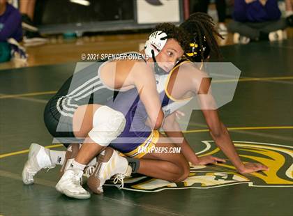 Thumbnail 1 in Elisibeth Barry Memorial Clash at the Creek photogallery.