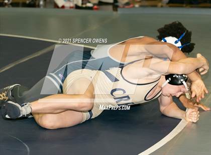 Thumbnail 3 in Elisibeth Barry Memorial Clash at the Creek photogallery.