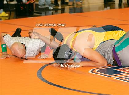 Thumbnail 1 in Elisibeth Barry Memorial Clash at the Creek photogallery.