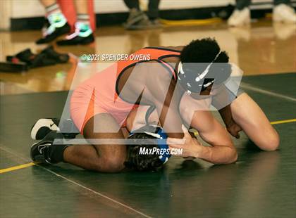 Thumbnail 3 in Elisibeth Barry Memorial Clash at the Creek photogallery.