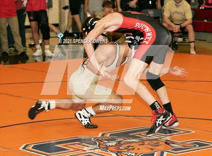 Thumbnail 2 in Elisibeth Barry Memorial Clash at the Creek photogallery.