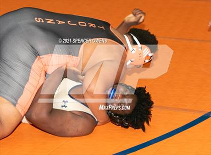 Thumbnail 1 in Elisibeth Barry Memorial Clash at the Creek photogallery.