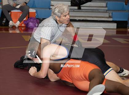 Thumbnail 2 in Elisibeth Barry Memorial Clash at the Creek photogallery.