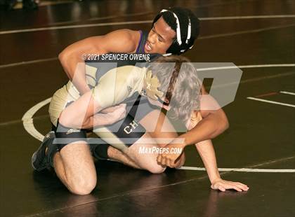 Thumbnail 2 in Elisibeth Barry Memorial Clash at the Creek photogallery.