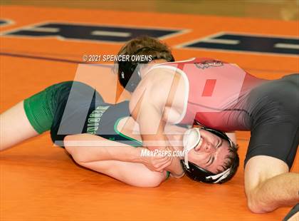 Thumbnail 2 in Elisibeth Barry Memorial Clash at the Creek photogallery.