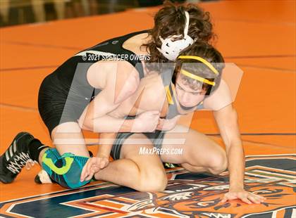 Thumbnail 1 in Elisibeth Barry Memorial Clash at the Creek photogallery.