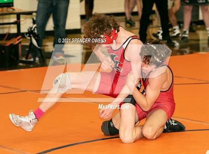 Thumbnail 3 in Elisibeth Barry Memorial Clash at the Creek photogallery.