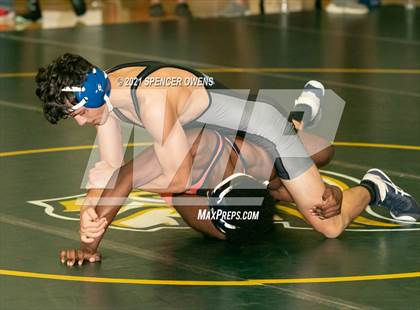 Thumbnail 2 in Elisibeth Barry Memorial Clash at the Creek photogallery.