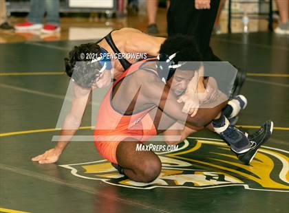 Thumbnail 1 in Elisibeth Barry Memorial Clash at the Creek photogallery.