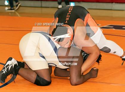 Thumbnail 3 in Elisibeth Barry Memorial Clash at the Creek photogallery.