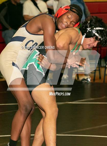 Thumbnail 2 in Elisibeth Barry Memorial Clash at the Creek photogallery.
