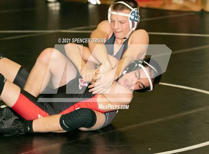 Thumbnail 2 in Elisibeth Barry Memorial Clash at the Creek photogallery.
