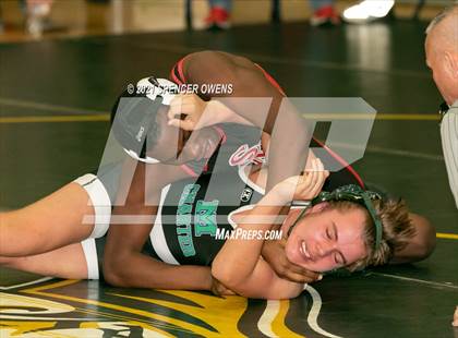 Thumbnail 2 in Elisibeth Barry Memorial Clash at the Creek photogallery.