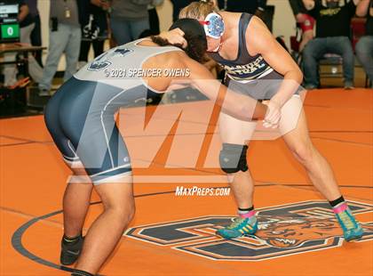 Thumbnail 3 in Elisibeth Barry Memorial Clash at the Creek photogallery.