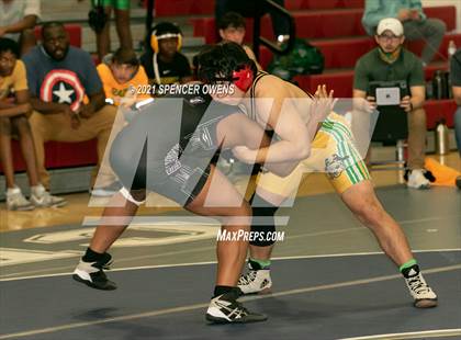 Thumbnail 3 in Elisibeth Barry Memorial Clash at the Creek photogallery.