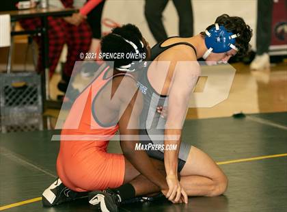 Thumbnail 2 in Elisibeth Barry Memorial Clash at the Creek photogallery.