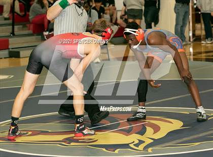 Thumbnail 3 in Elisibeth Barry Memorial Clash at the Creek photogallery.