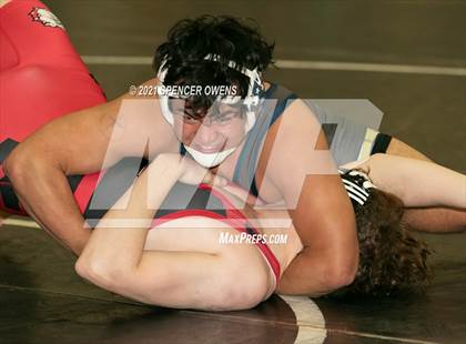 Thumbnail 2 in Elisibeth Barry Memorial Clash at the Creek photogallery.