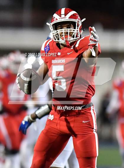 Thumbnail 2 in IMG Academy @ Mater Dei photogallery.