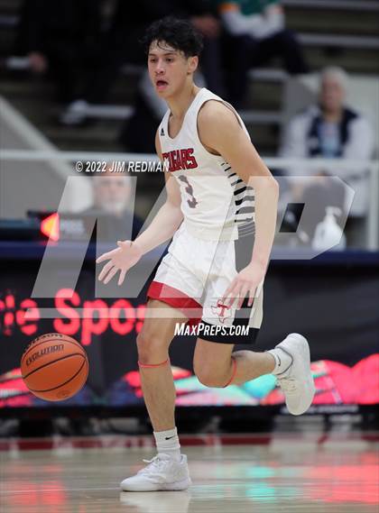 Thumbnail 1 in Pasadena Memorial vs Tomball (McDonald's Texas Invitational) photogallery.