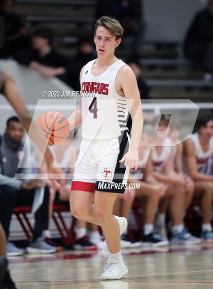 Thumbnail 3 in Pasadena Memorial vs Tomball (McDonald's Texas Invitational) photogallery.