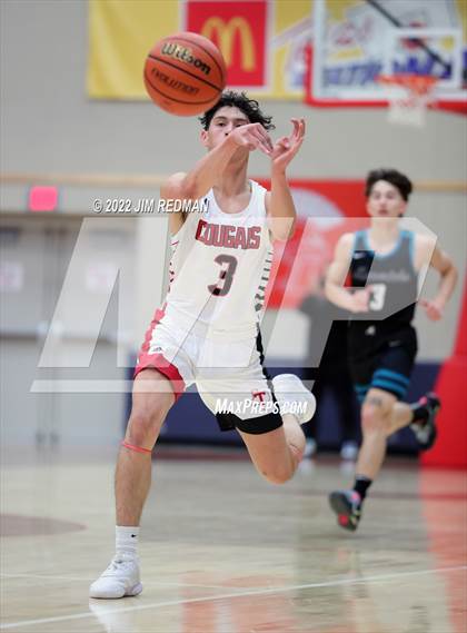 Thumbnail 2 in Pasadena Memorial vs Tomball (McDonald's Texas Invitational) photogallery.