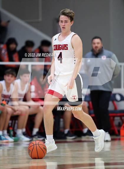 Thumbnail 2 in Pasadena Memorial vs Tomball (McDonald's Texas Invitational) photogallery.