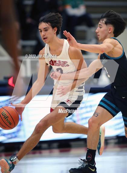 Thumbnail 3 in Pasadena Memorial vs Tomball (McDonald's Texas Invitational) photogallery.