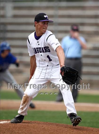 Thumbnail 1 in LBJ Austin vs. McCallum photogallery.