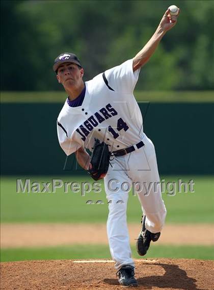 Thumbnail 1 in LBJ Austin vs. McCallum photogallery.
