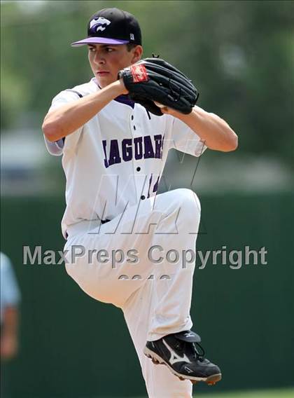 Thumbnail 3 in LBJ Austin vs. McCallum photogallery.