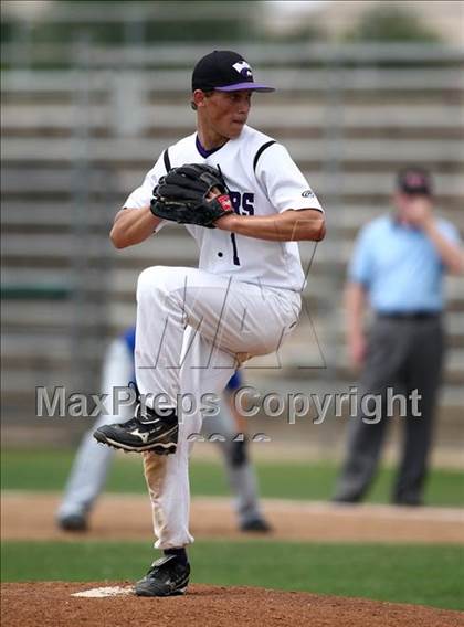Thumbnail 1 in LBJ Austin vs. McCallum photogallery.