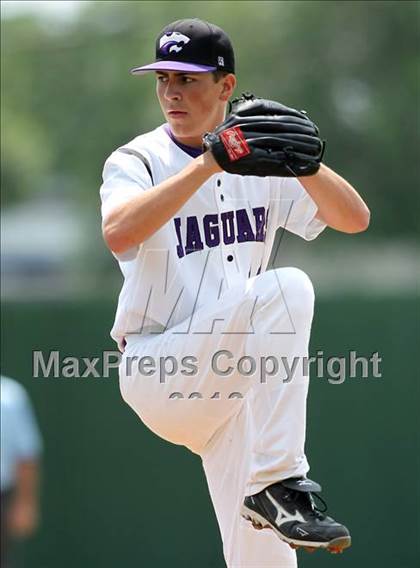 Thumbnail 2 in LBJ Austin vs. McCallum photogallery.