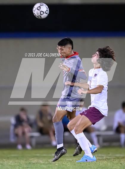 Thumbnail 1 in Lee vs Marshall photogallery.