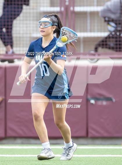 Thumbnail 1 in Colorado Academy vs. Valor Christian (CHSAA 5A State Championship) photogallery.