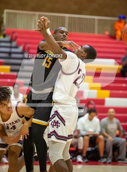 Thumbnail 2 in Cimarron-Memorial vs Mission Bay (Torrey Pines Holiday Classic)  photogallery.