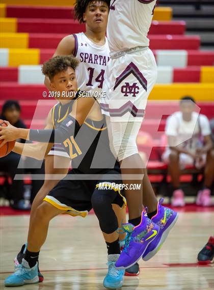 Thumbnail 3 in Cimarron-Memorial vs Mission Bay (Torrey Pines Holiday Classic)  photogallery.