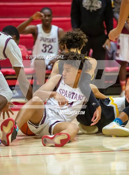 Thumbnail 2 in Cimarron-Memorial vs Mission Bay (Torrey Pines Holiday Classic)  photogallery.