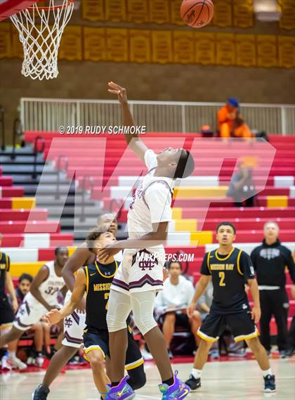 Thumbnail 1 in Cimarron-Memorial vs Mission Bay (Torrey Pines Holiday Classic)  photogallery.