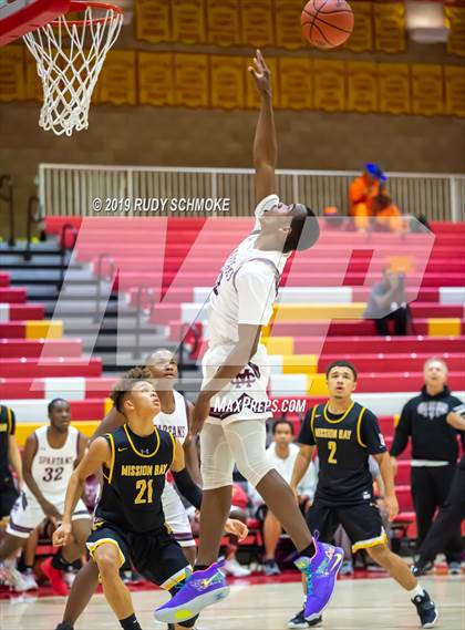 Thumbnail 3 in Cimarron-Memorial vs Mission Bay (Torrey Pines Holiday Classic)  photogallery.