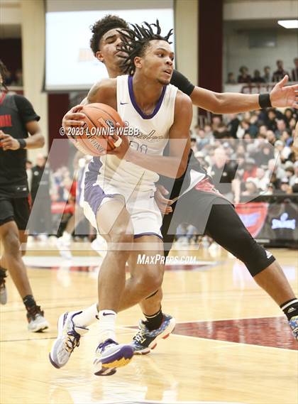 Thumbnail 3 in Centennial vs. Camden (Spalding Hoophall Classic) photogallery.
