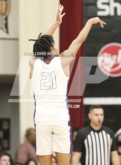 Thumbnail 2 in Centennial vs. Camden (Spalding Hoophall Classic) photogallery.