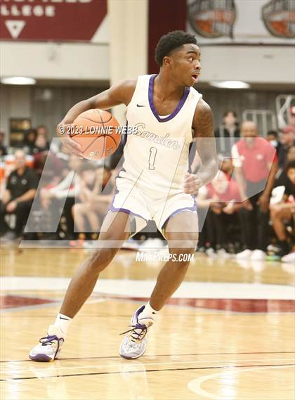 Thumbnail 3 in Centennial vs. Camden (Spalding Hoophall Classic) photogallery.