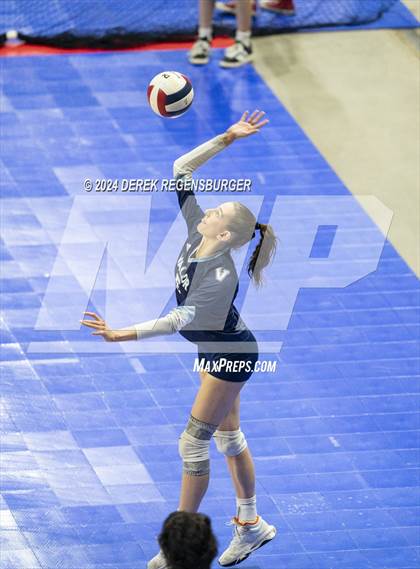 Thumbnail 2 in Valor Christian vs Pine Creek (CHSAA 5A Semifinal) photogallery.