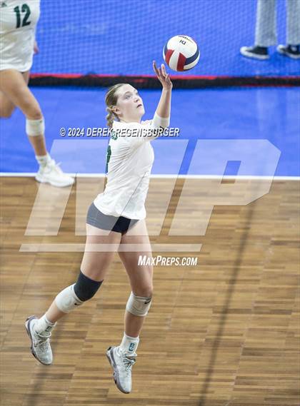 Thumbnail 2 in Valor Christian vs Pine Creek (CHSAA 5A Semifinal) photogallery.