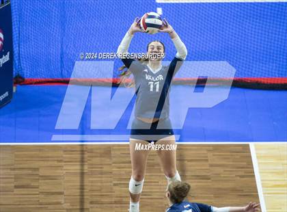 Thumbnail 2 in Valor Christian vs Pine Creek (CHSAA 5A Semifinal) photogallery.