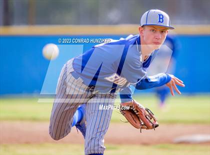 Thumbnail 2 in Muir @ Burbank photogallery.